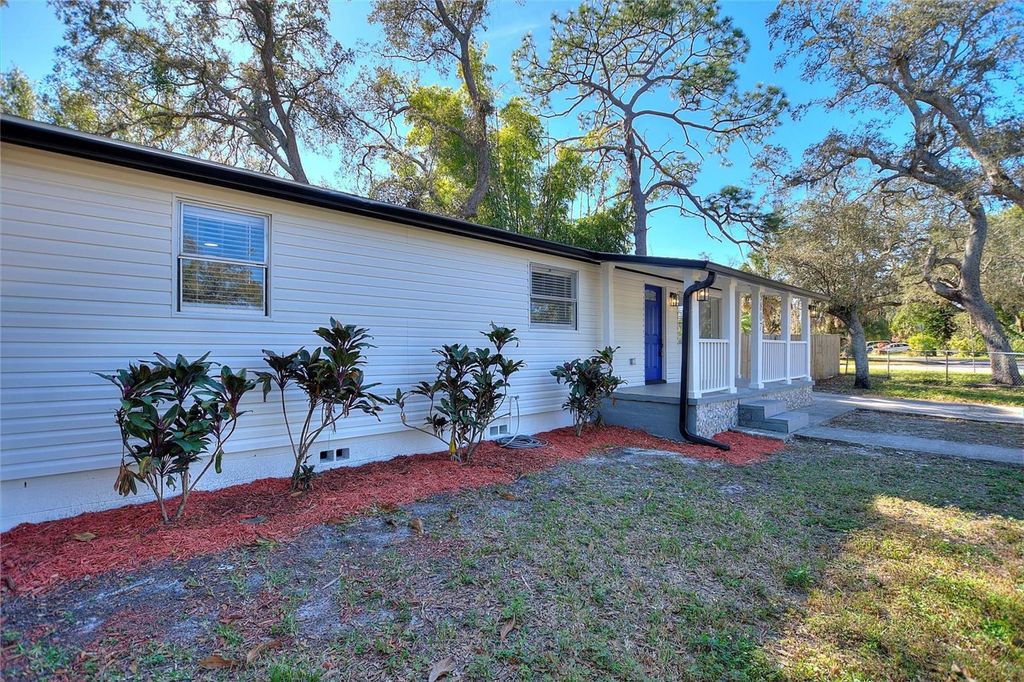 Photo of 9807 N 19th Street, Tampa, FL 33612 (MLS # TB8470977)