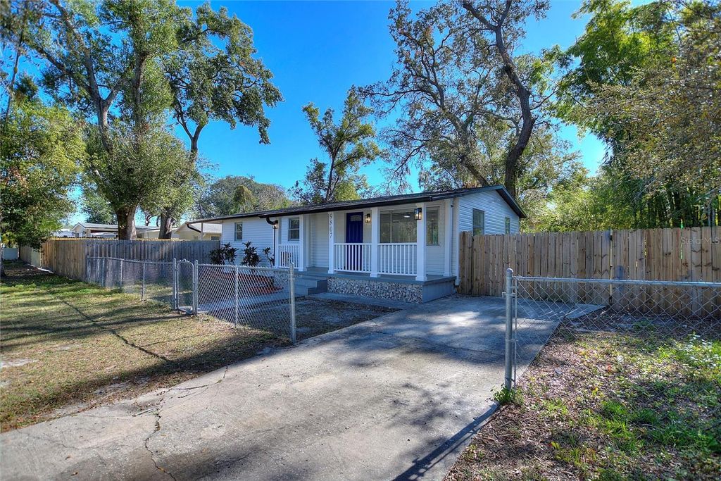 Photo of 9807 N 19th Street, Tampa, FL 33612 (MLS # TB8470977)