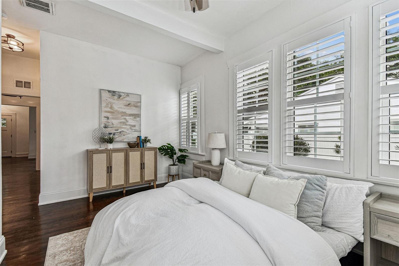 BAYVIEW HOMES - Residential