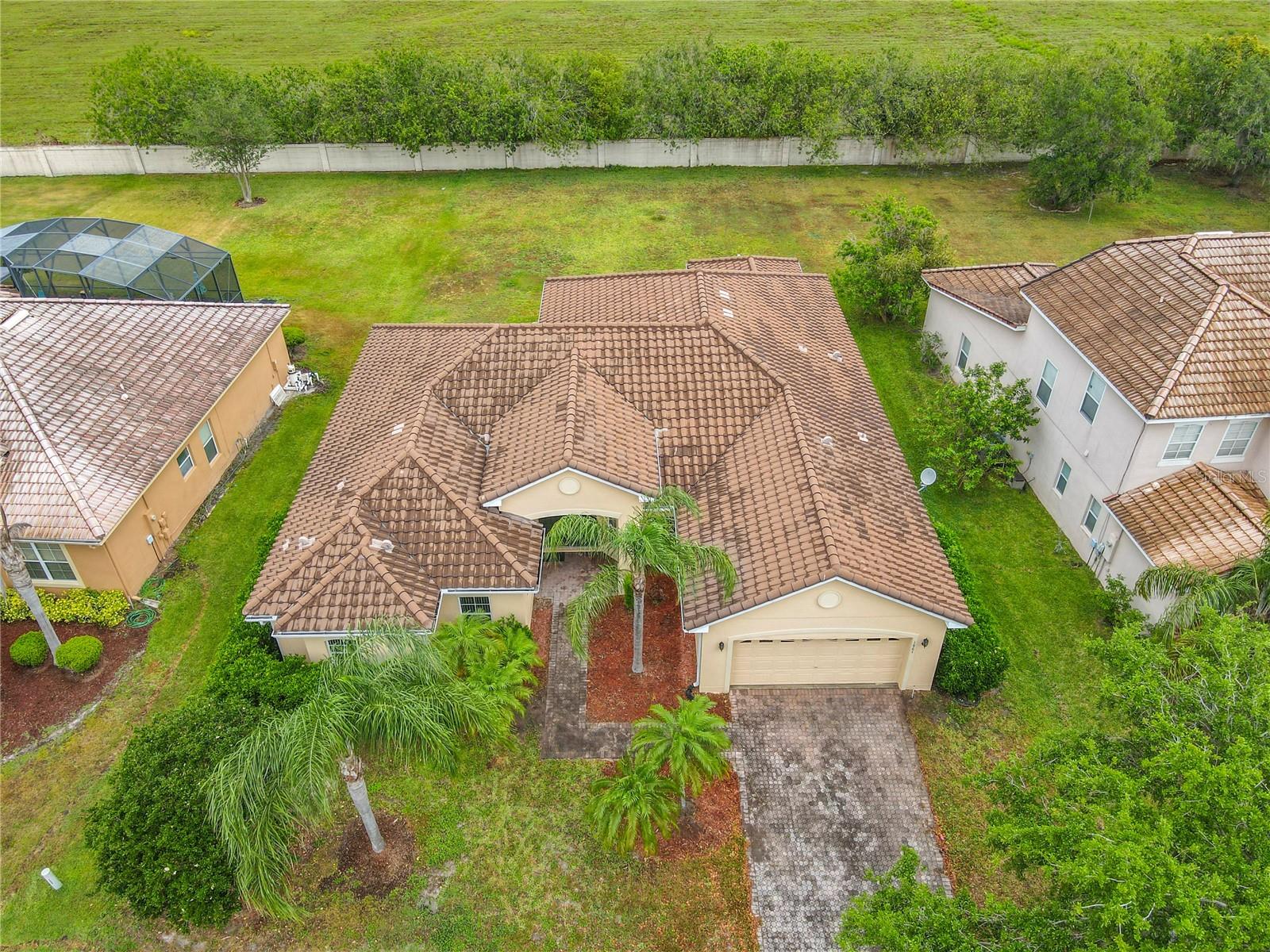 BELLALAGO - Residential Lease