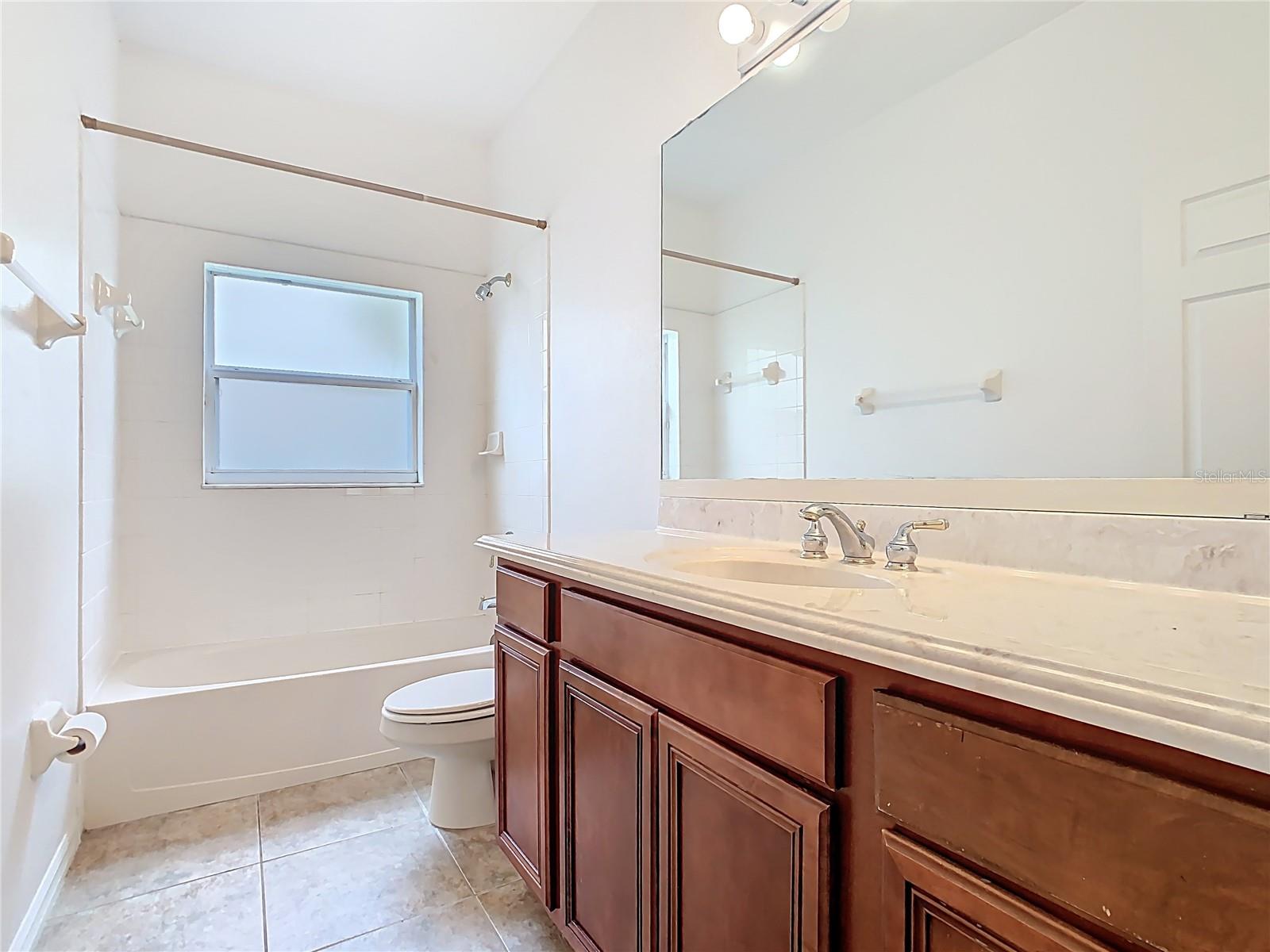 BELLALAGO - Residential Lease