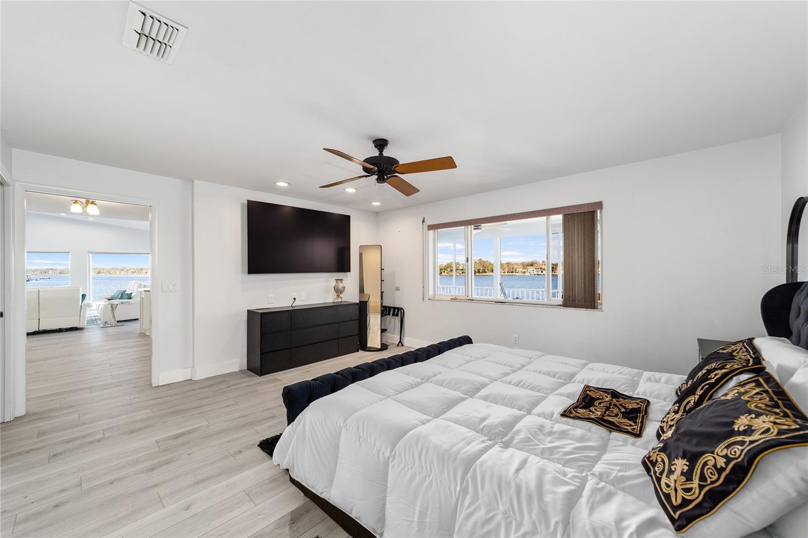 PARADISE ISLE UNREC SUB - Residential