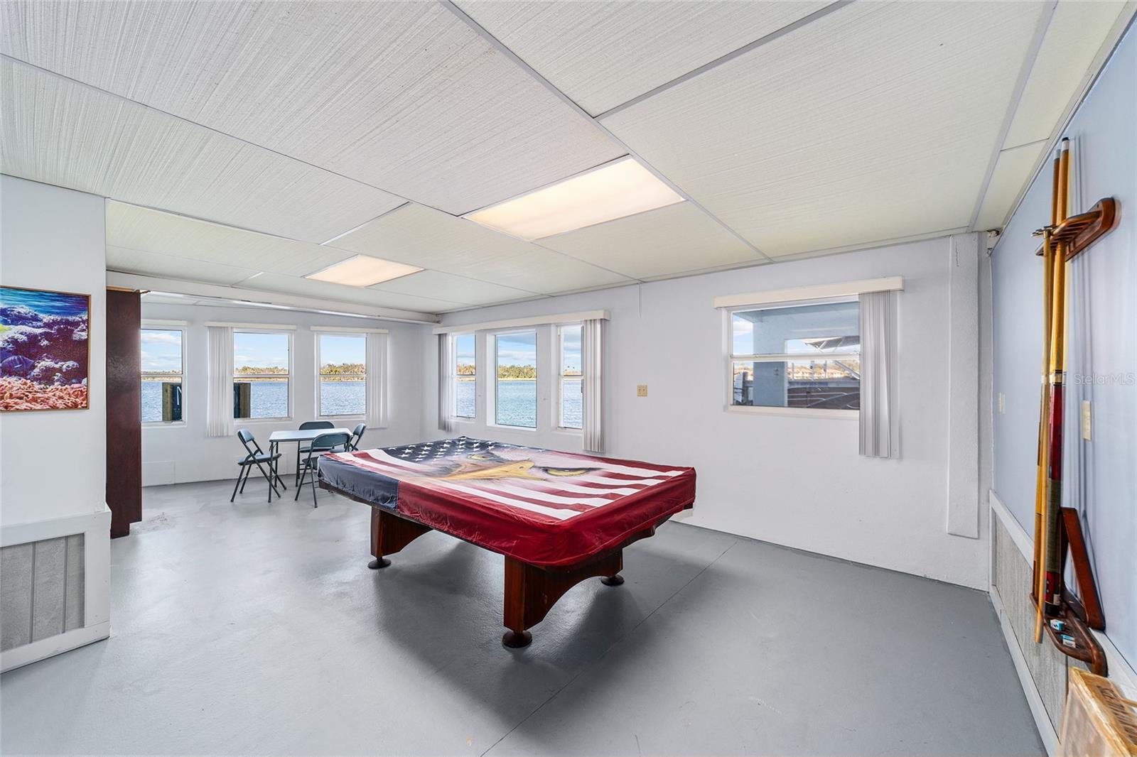 PARADISE ISLE UNREC SUB - Residential