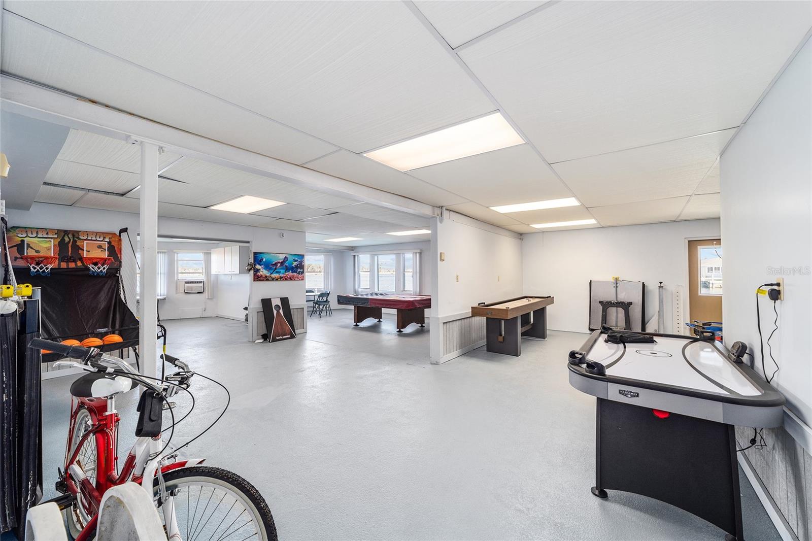 PARADISE ISLE UNREC SUB - Residential