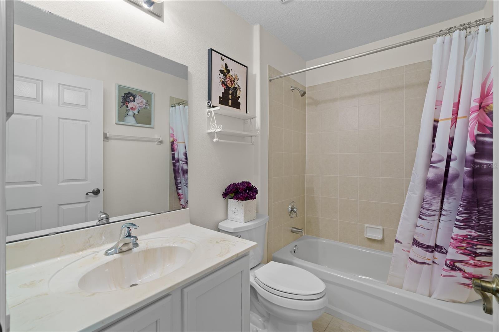 SUMMERGLEN - Residential