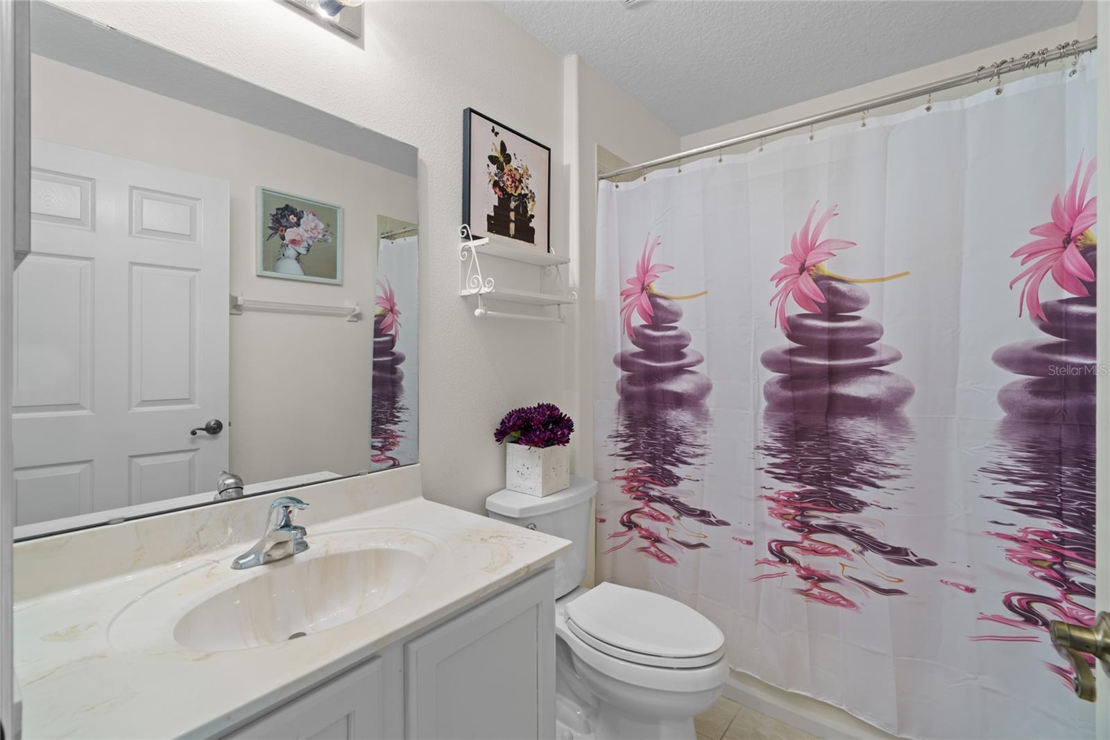 SUMMERGLEN - Residential