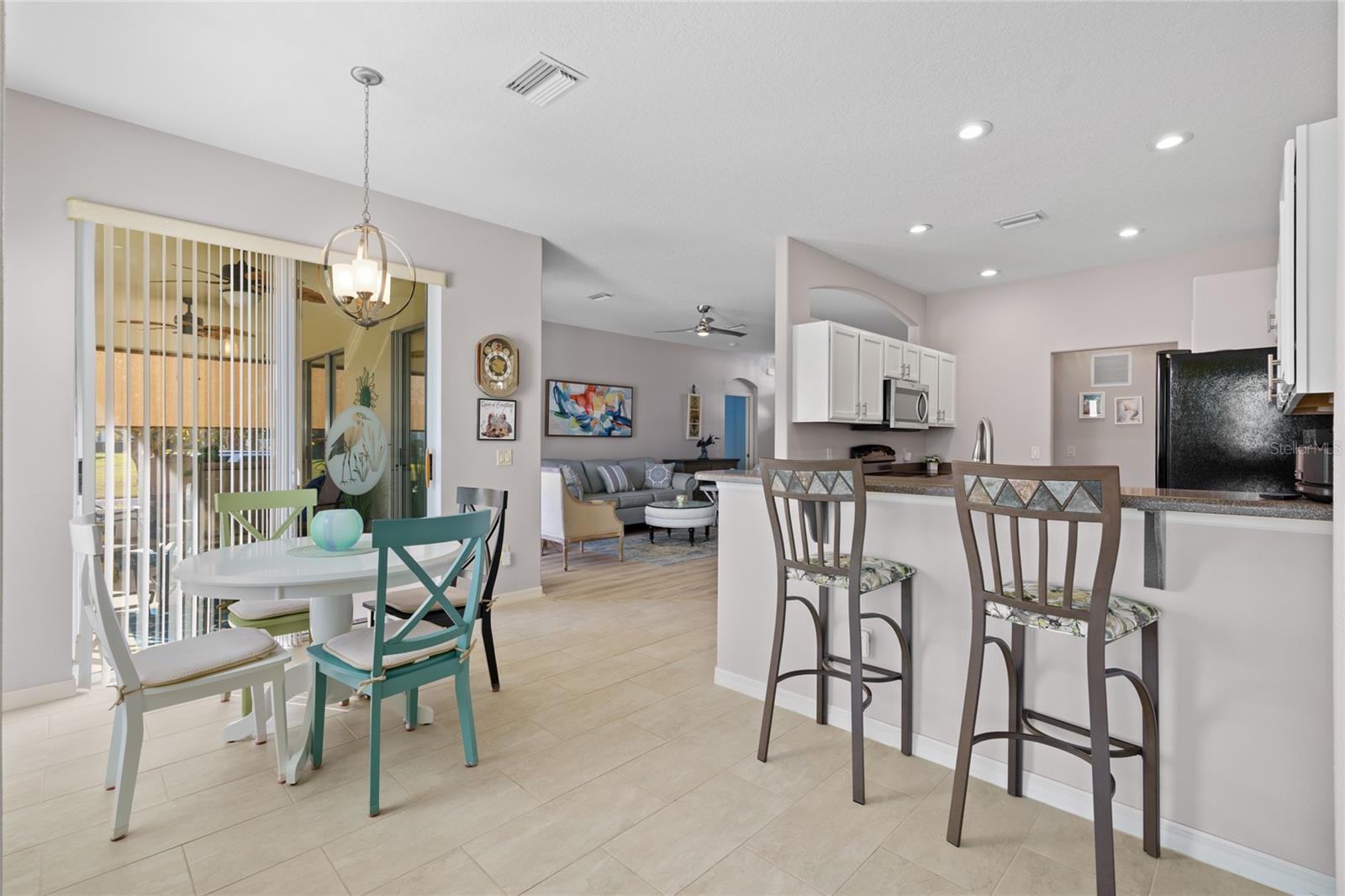 SUMMERGLEN - Residential