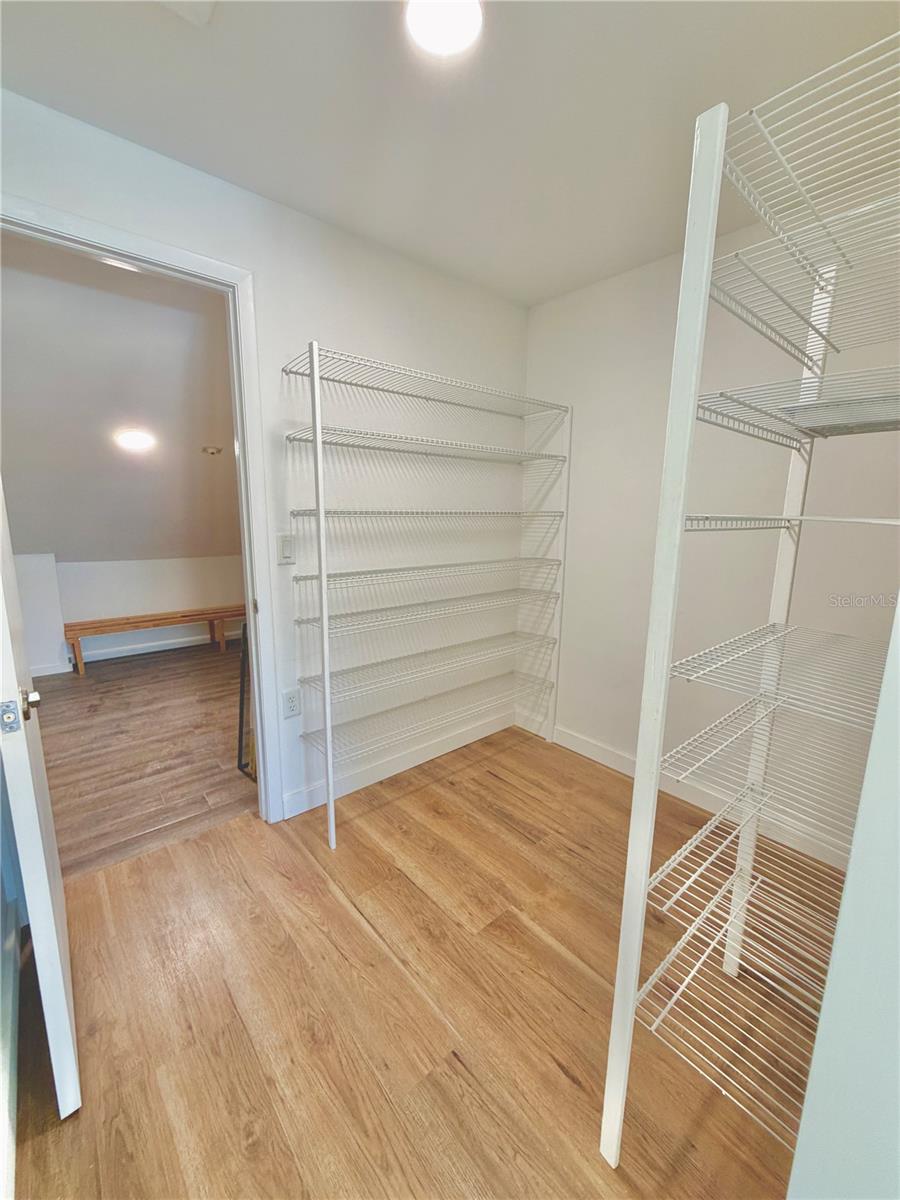 GLEN THE - Residential