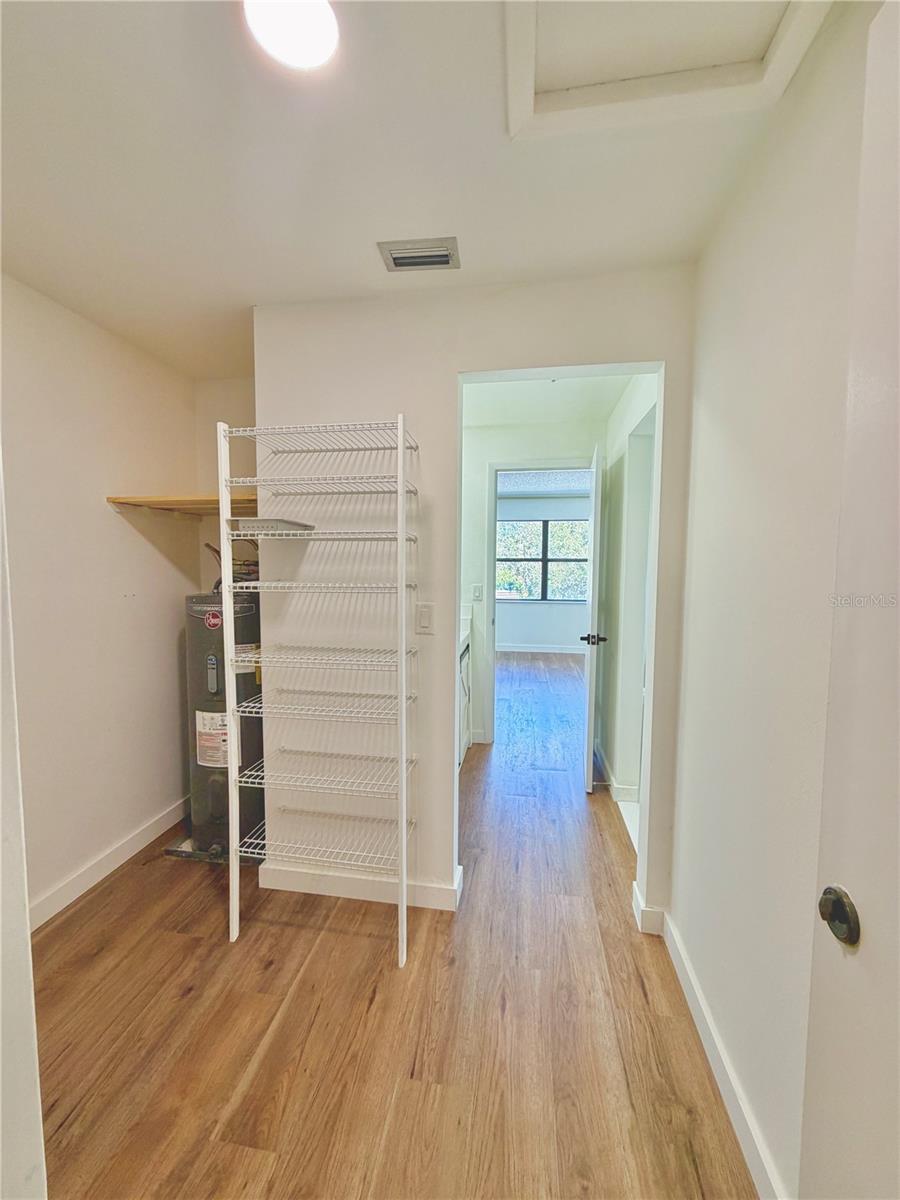 GLEN THE - Residential