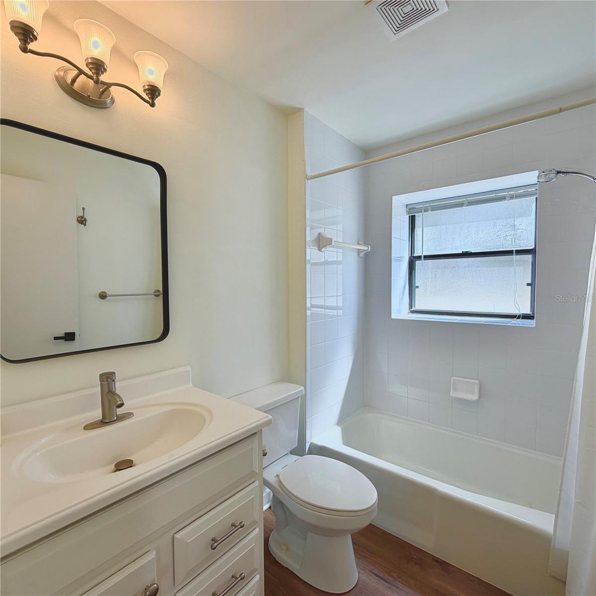 GLEN THE - Residential