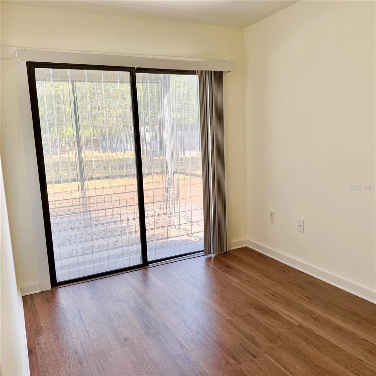 GLEN THE - Residential