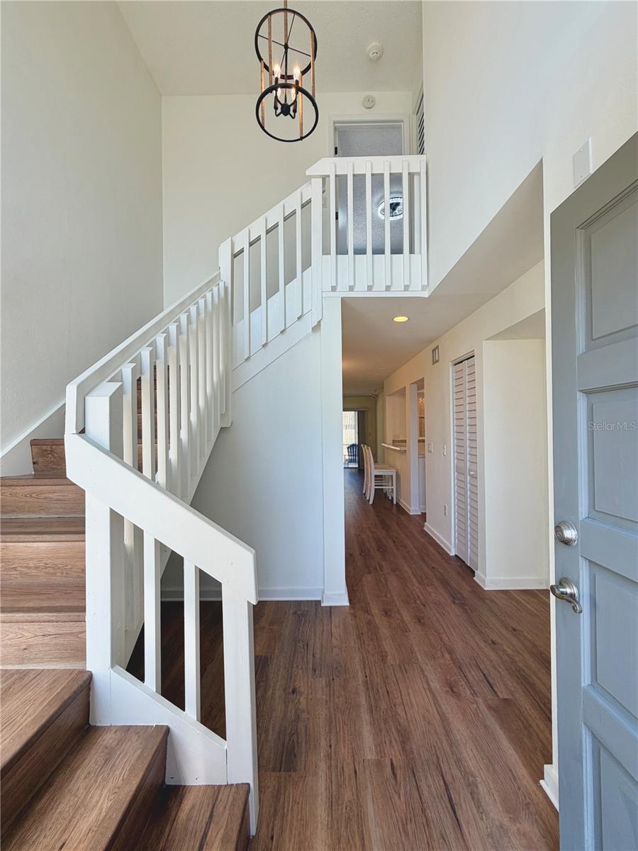 994 N BENEVA ROAD T2