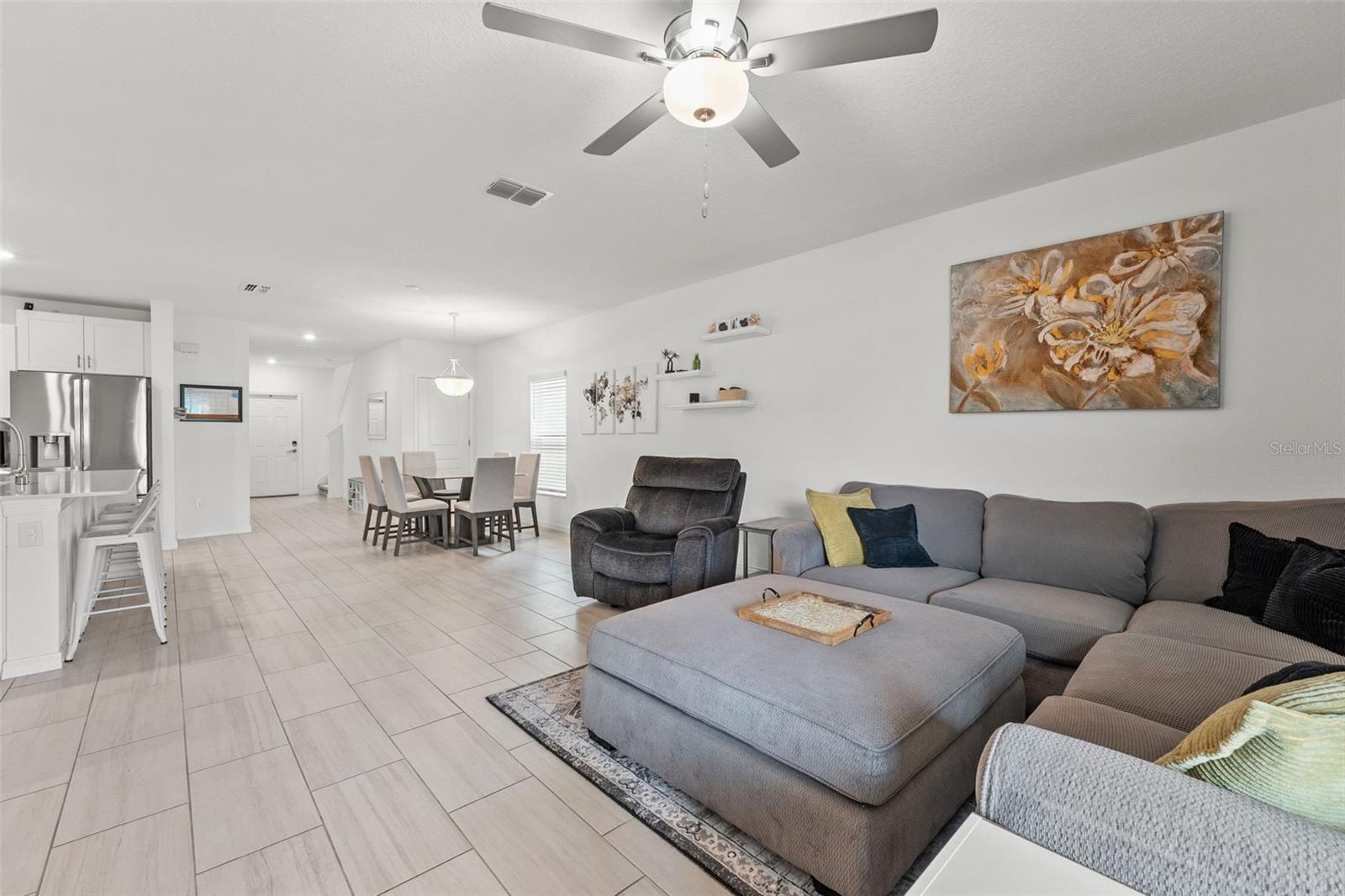 9815 CARABINER WAY