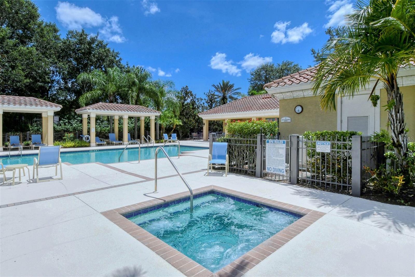 LAKEWOOD RANCH COUNTRY CLUB VILLAGE AA 1&2 - Residential