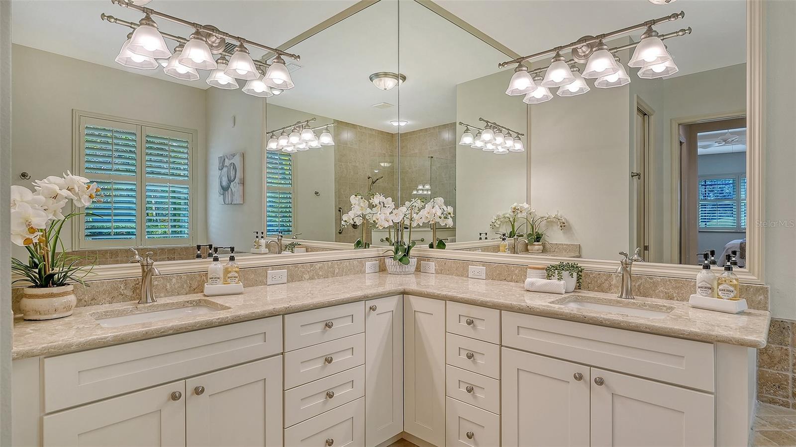 LAKEWOOD RANCH COUNTRY CLUB VILLAGE AA 1&2 - Residential