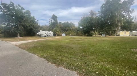 Tiny photo for 1001 77th Street, Ocala, FL 34476 (MLS # OM716915)