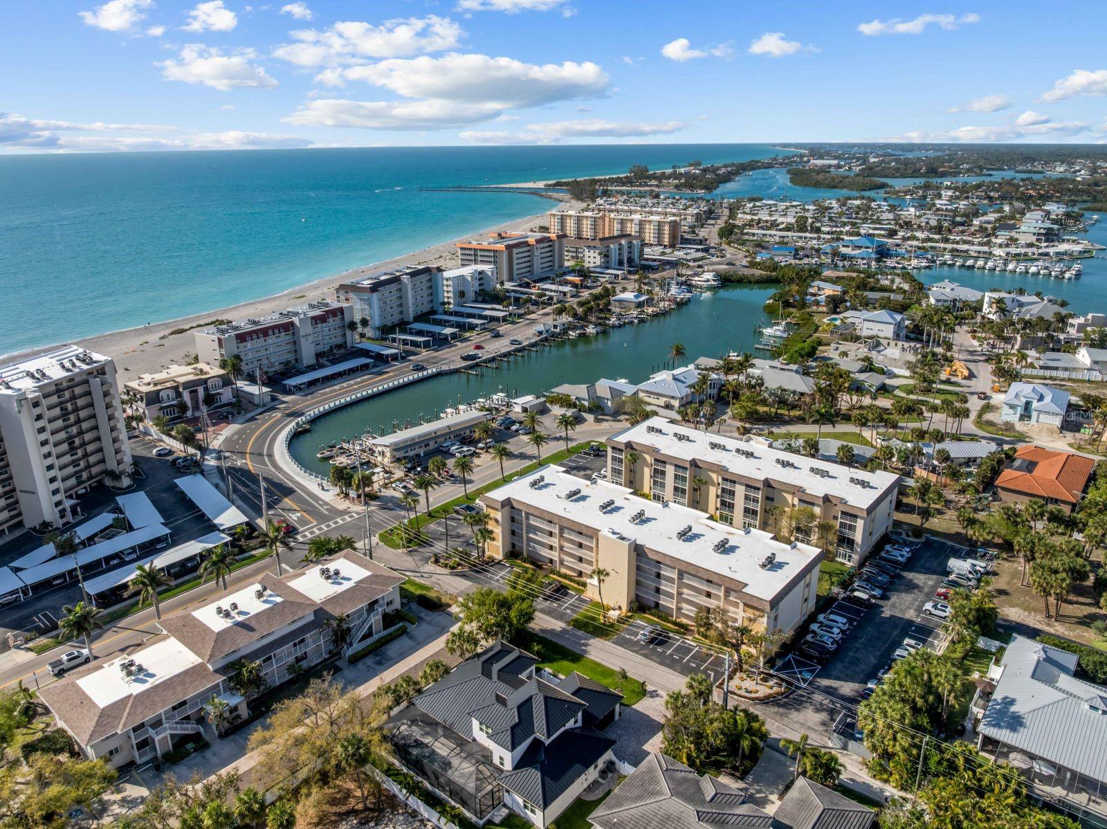 CASA SEVILLE - Residential