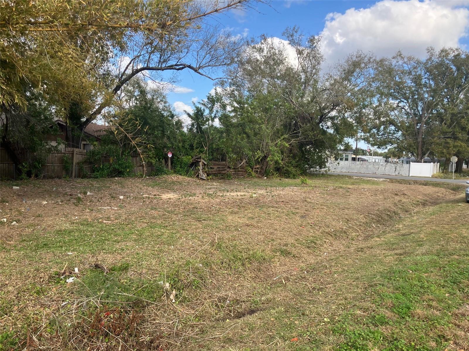 1909 W PATTERSON STREET