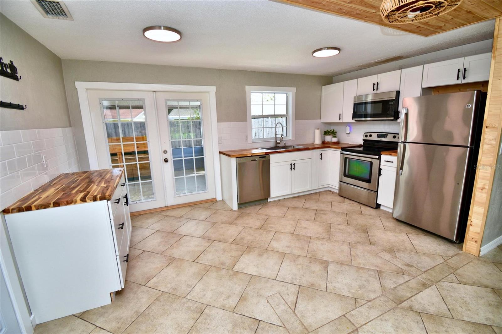 PORTONA - Residential