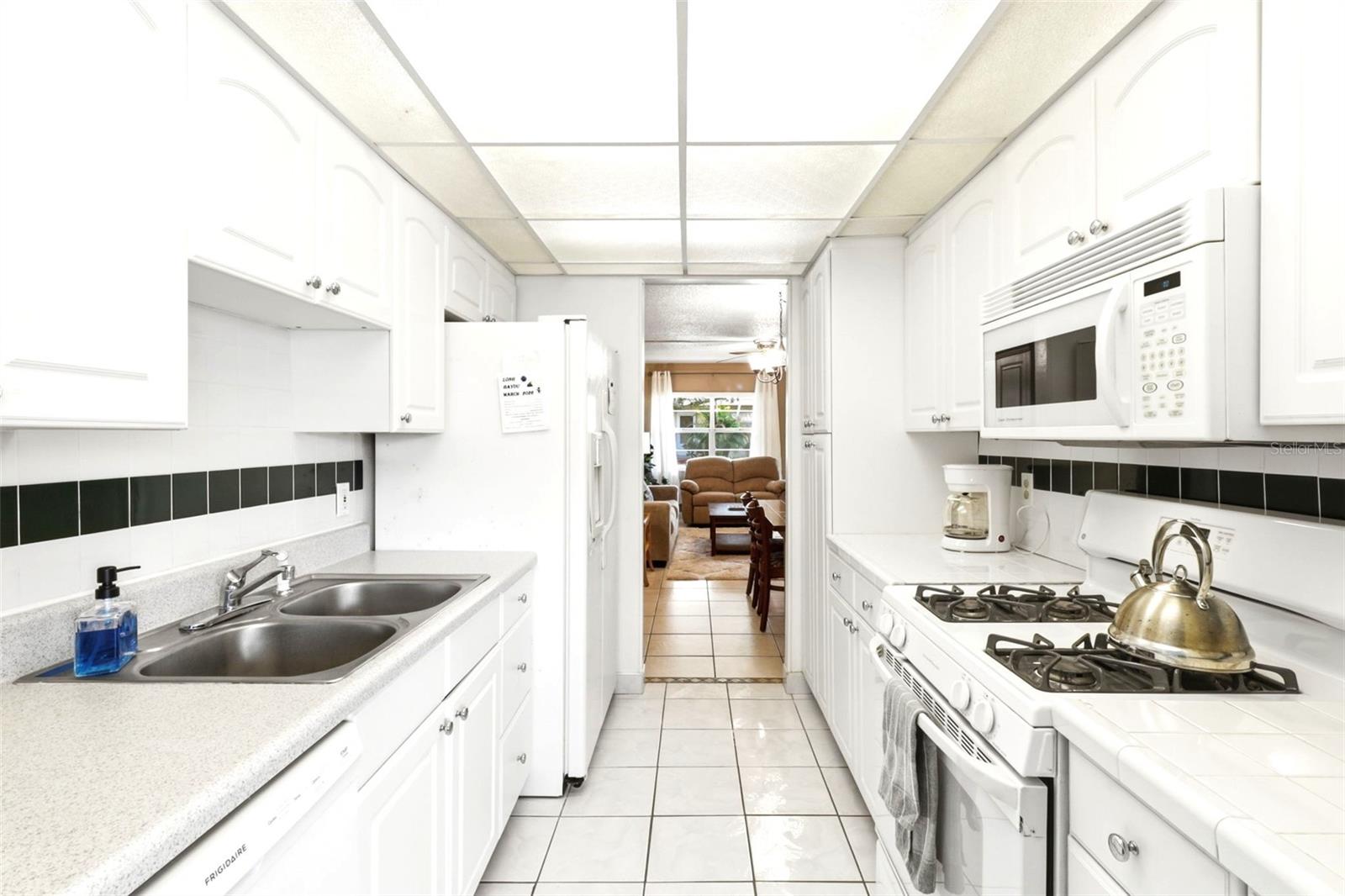 LONG BAYOU - Residential