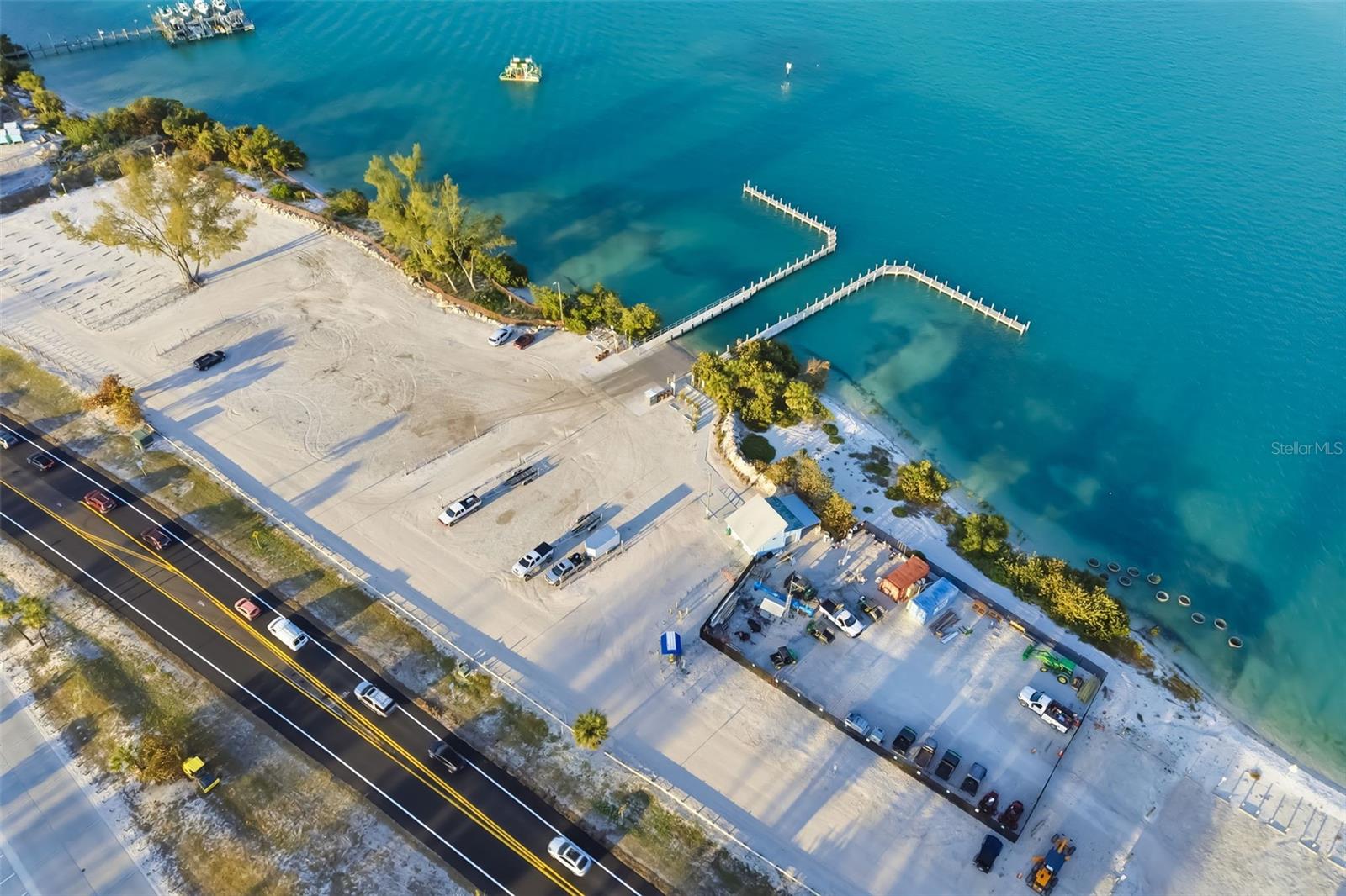 BAYPORT BCH & TEN PH E - Residential