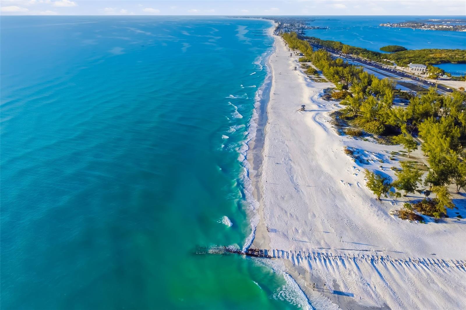 BAYPORT BCH & TEN PH E - Residential