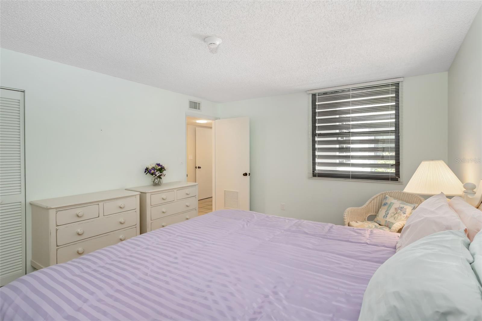 BAYPORT BCH & TEN PH E - Residential