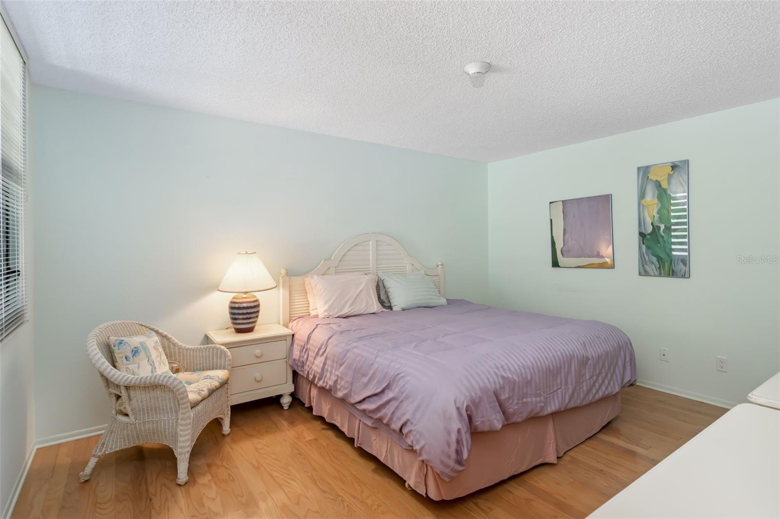 BAYPORT BCH & TEN PH E - Residential