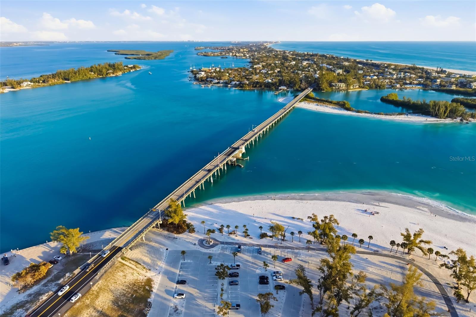 BAYPORT BCH & TEN PH E - Residential