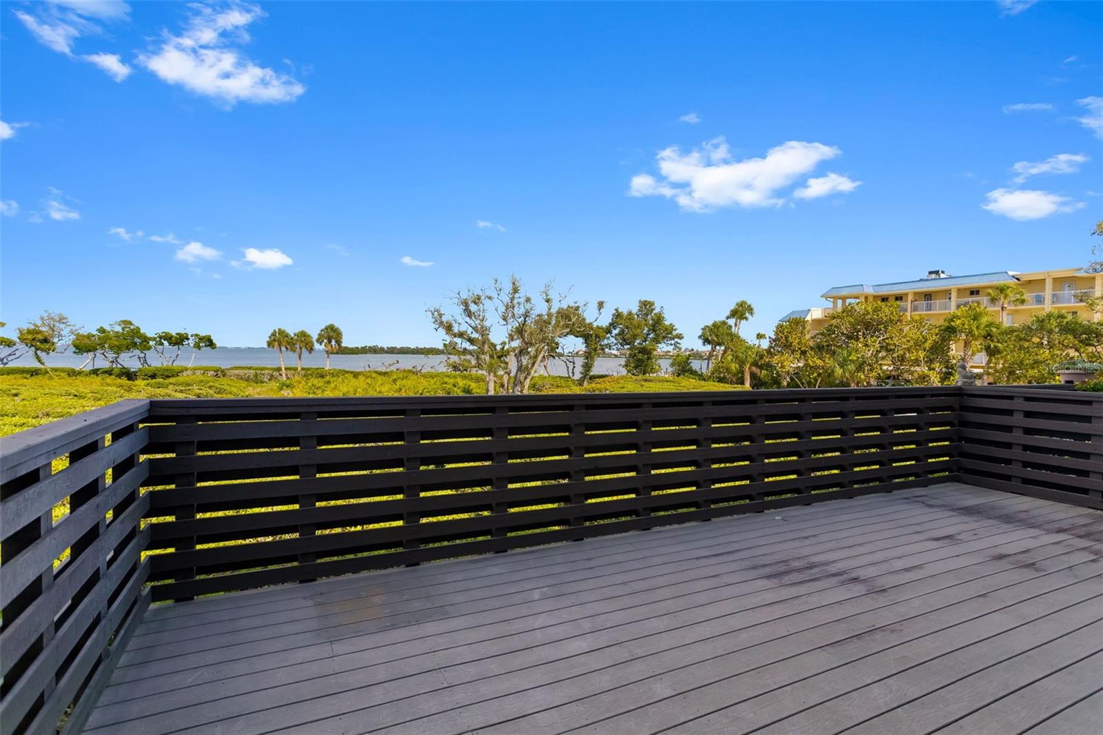 BAYPORT BCH & TEN PH E - Residential