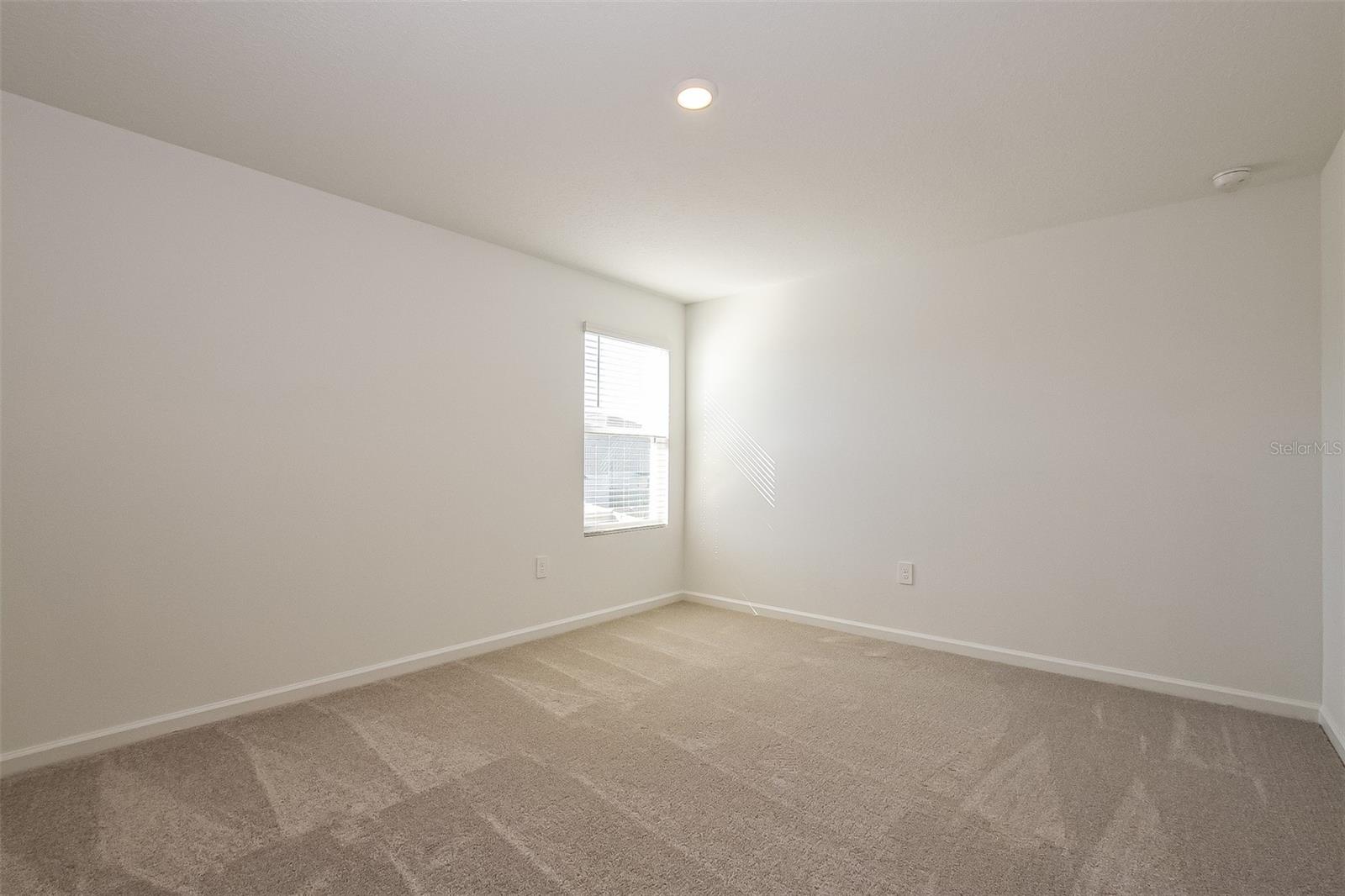 HAMILTON BLUFF SUB - Residential Lease