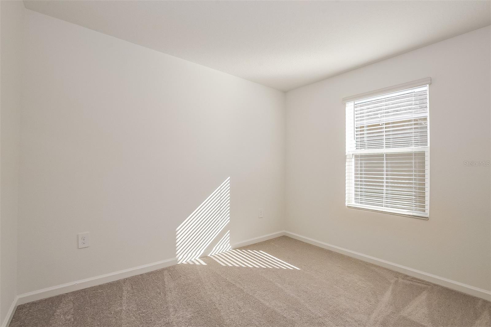 HAMILTON BLUFF SUB - Residential Lease