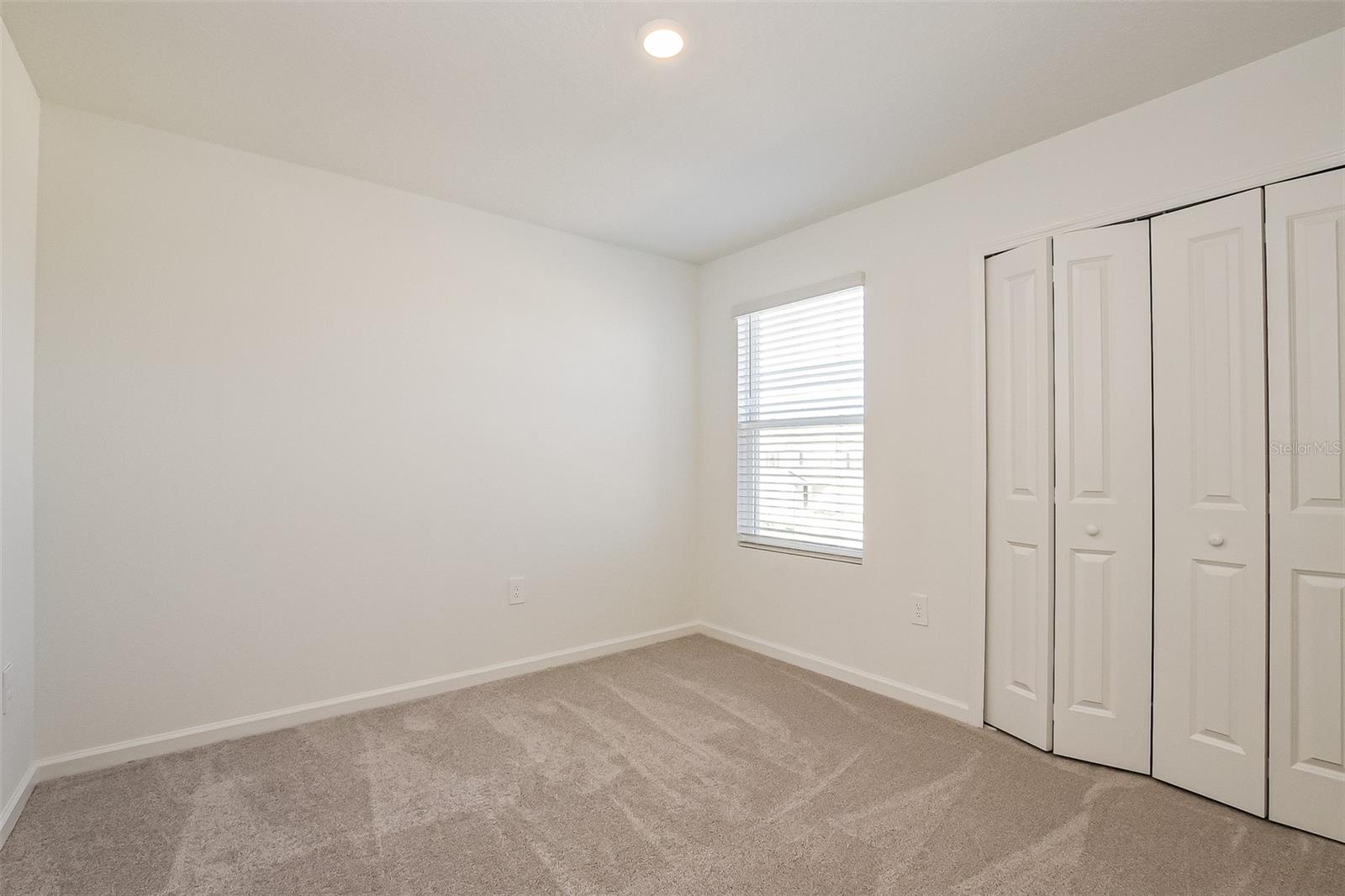 HAMILTON BLUFF SUB - Residential Lease