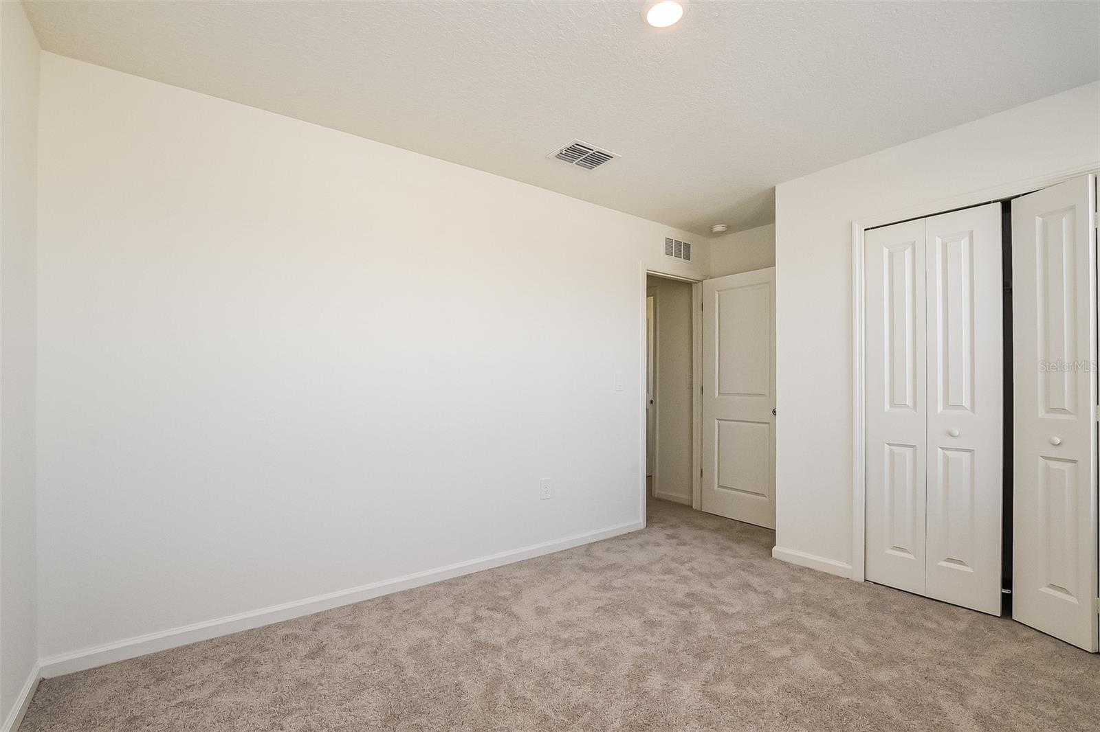 HAMILTON BLUFF SUB - Residential Lease