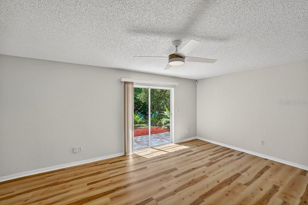 VILLAS AT RIVER OAKS UNREC - Residential Lease