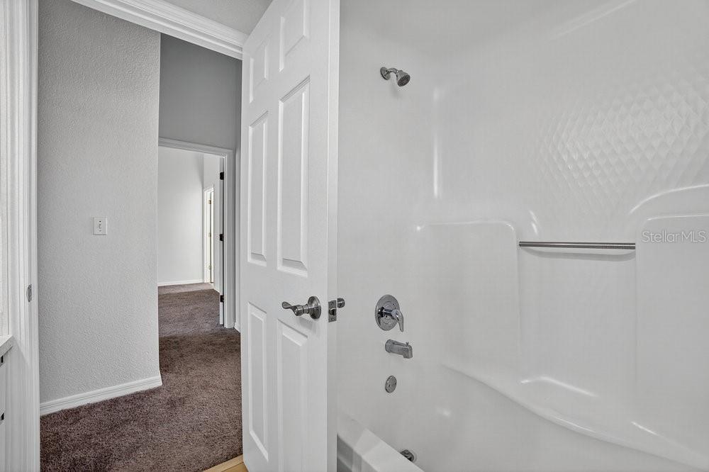 VILLAS AT RIVER OAKS UNREC - Residential Lease