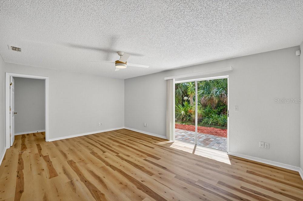 VILLAS AT RIVER OAKS UNREC - Residential Lease