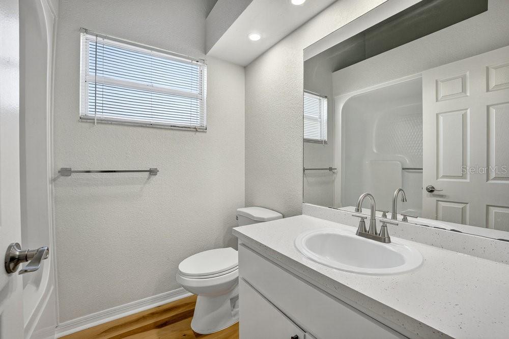 VILLAS AT RIVER OAKS UNREC - Residential Lease