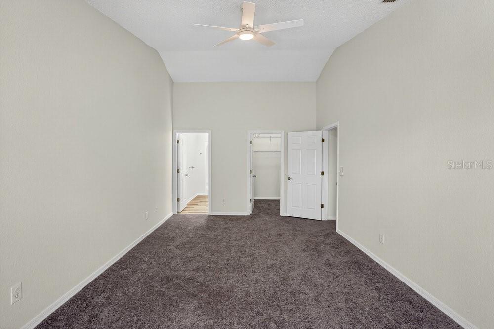 VILLAS AT RIVER OAKS UNREC - Residential Lease