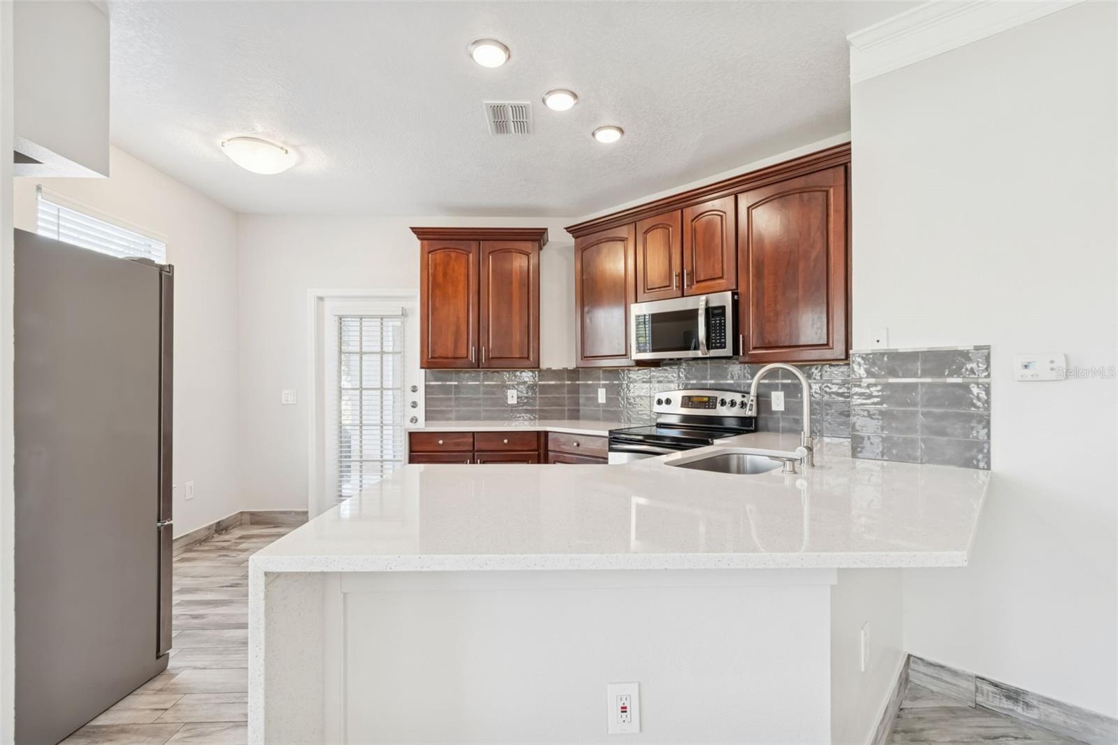 THE VILLAS CONDOS - Residential