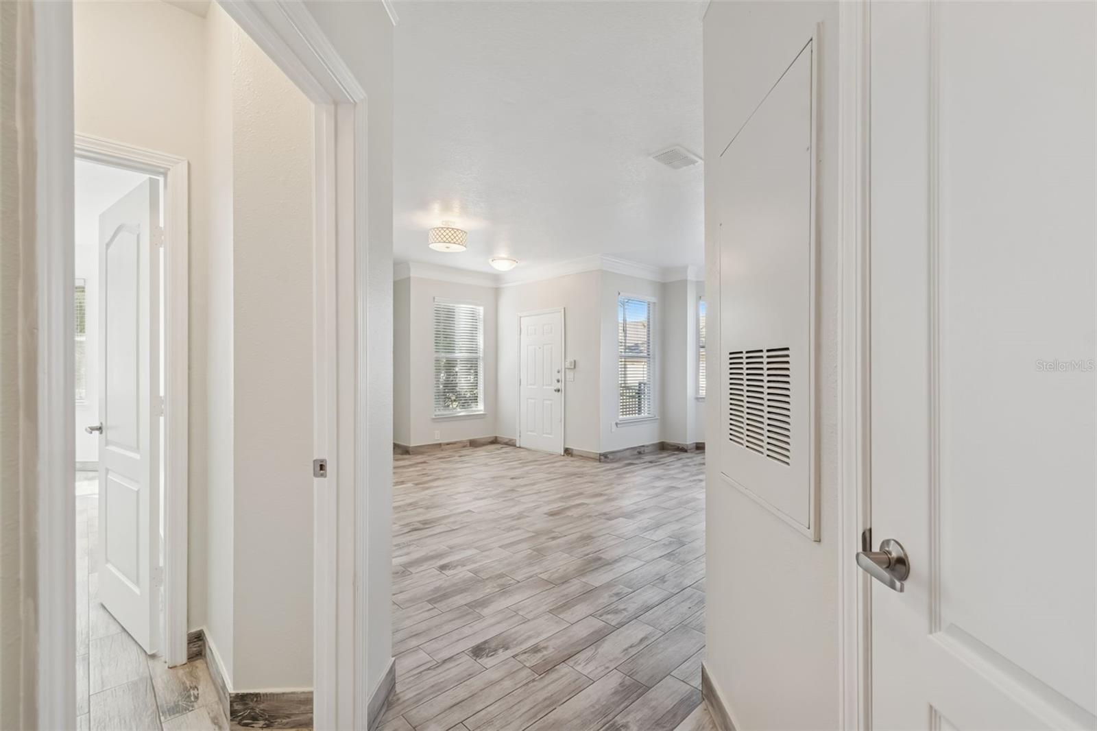 THE VILLAS CONDOS - Residential