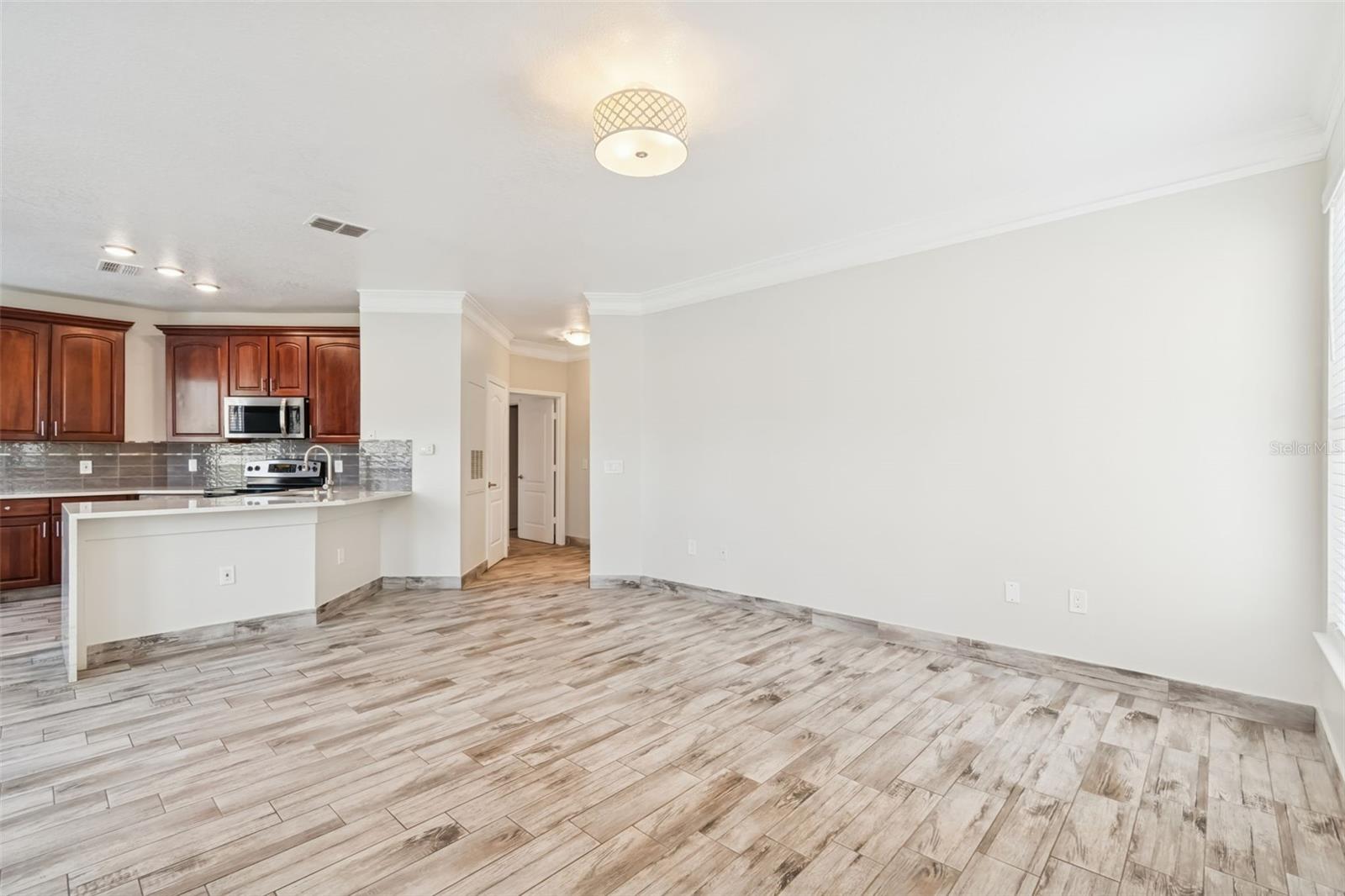 THE VILLAS CONDOS - Residential