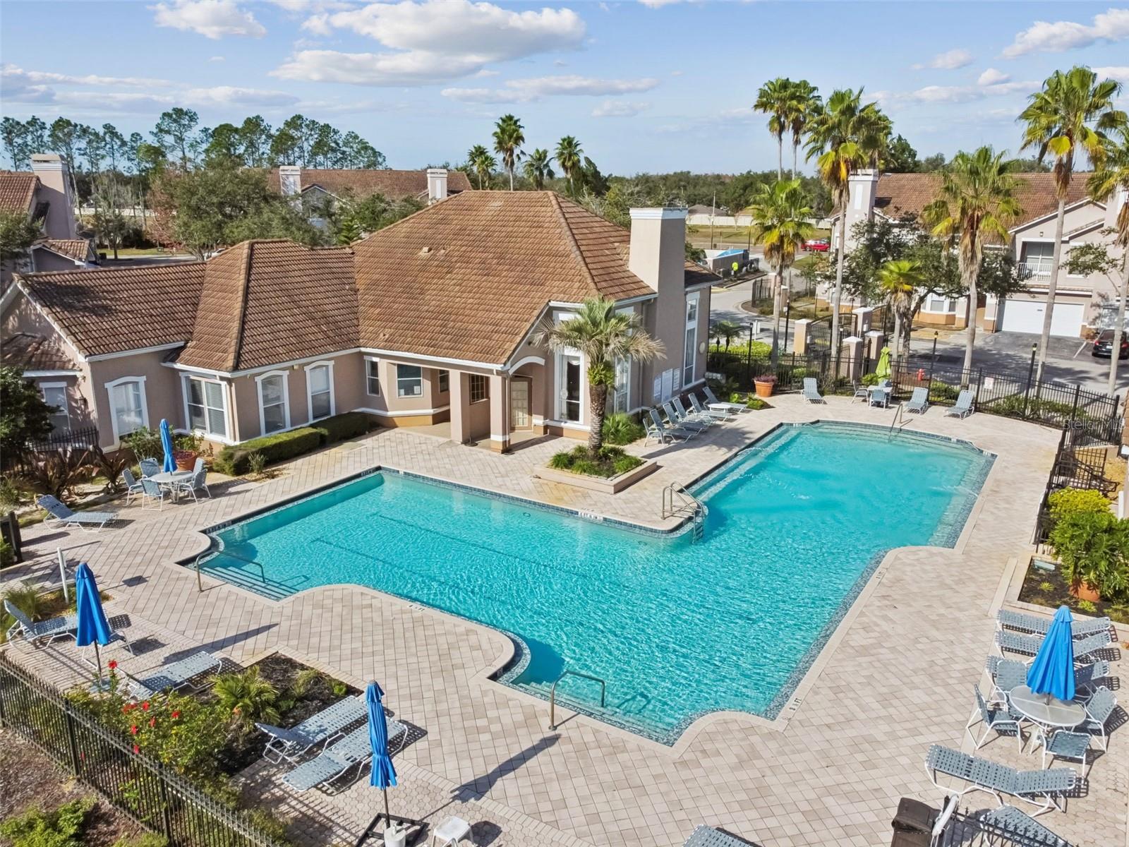 THE VILLAS CONDOS - Residential