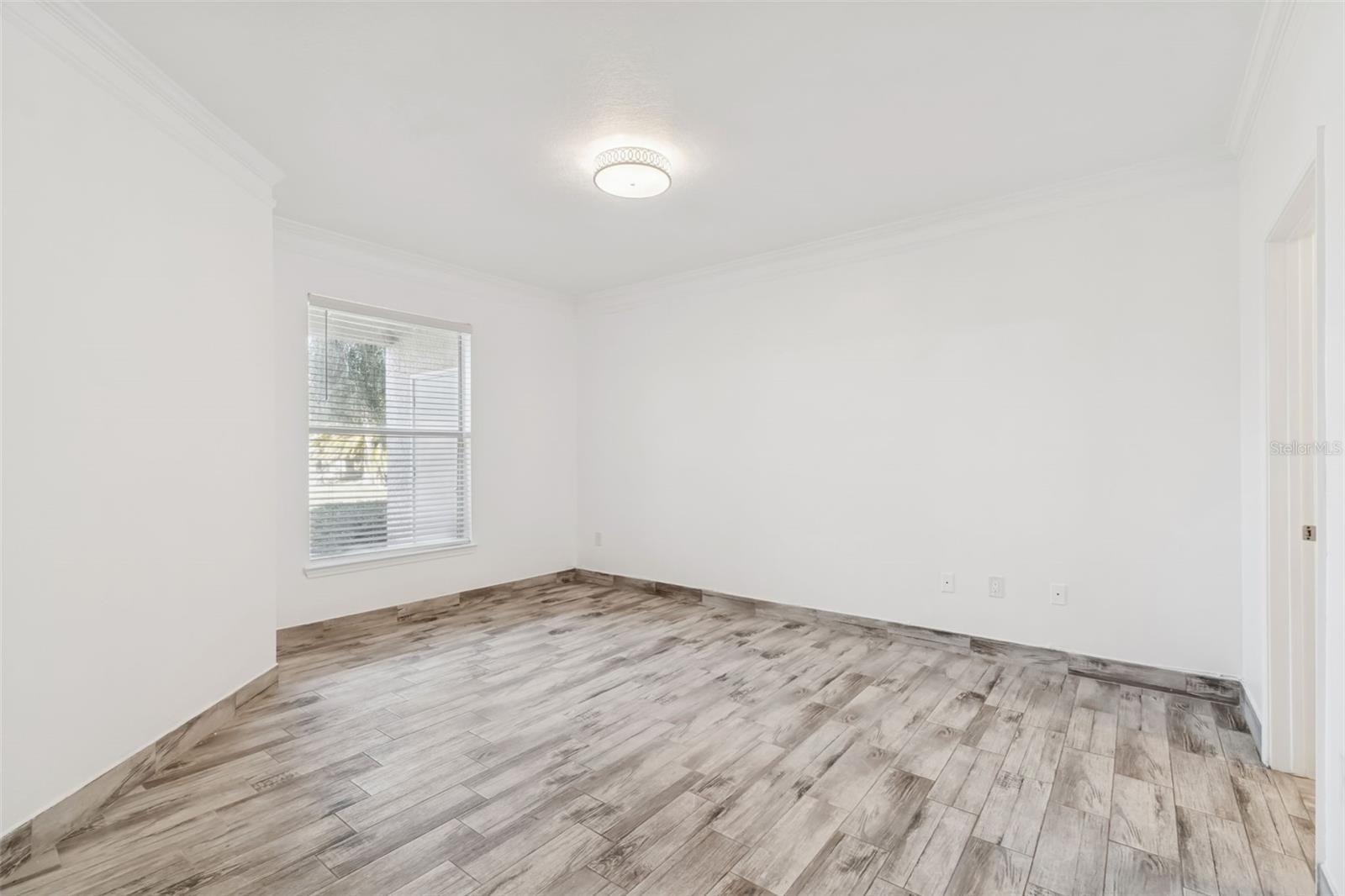 THE VILLAS CONDOS - Residential