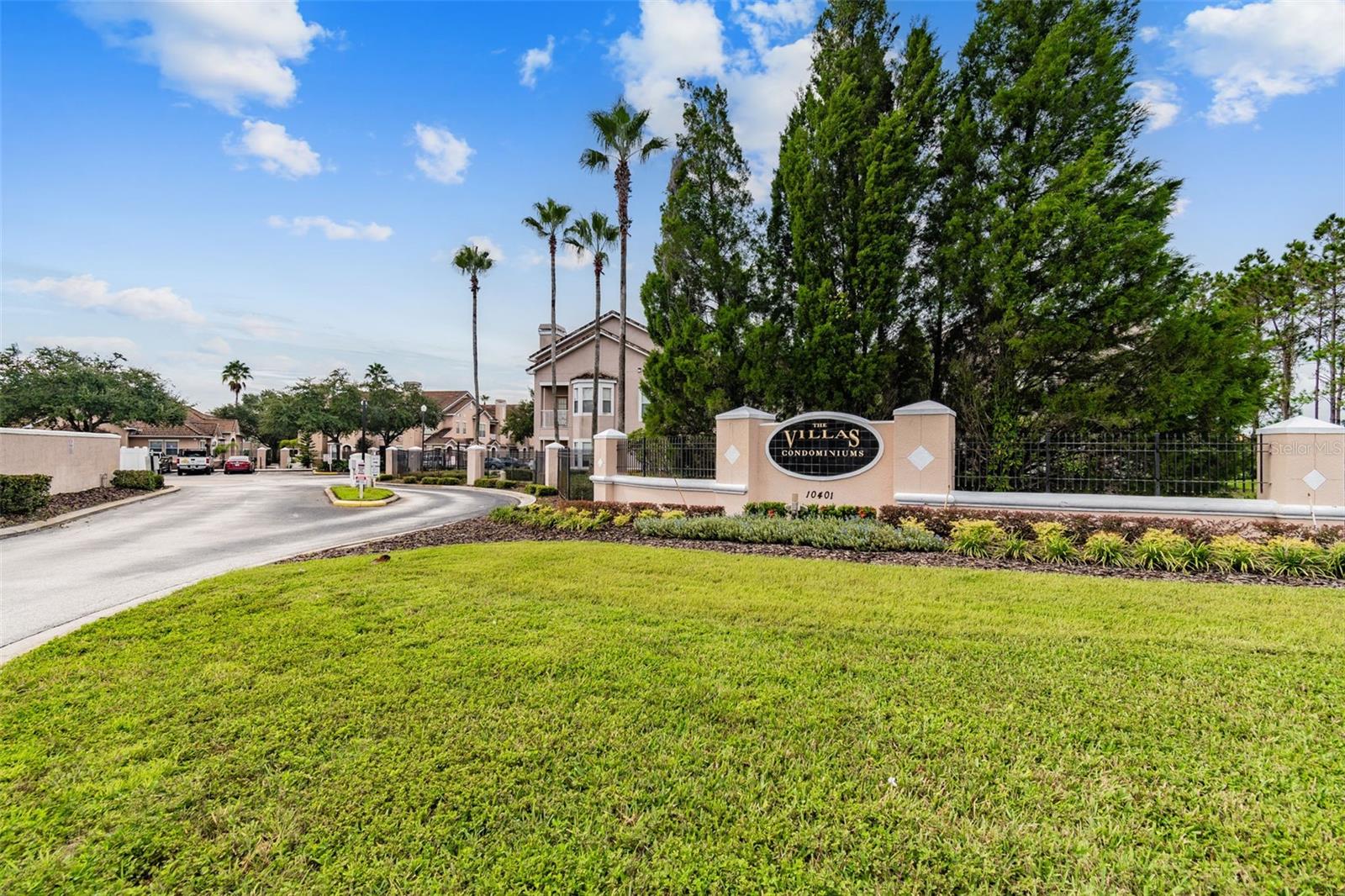 THE VILLAS CONDOS - Residential