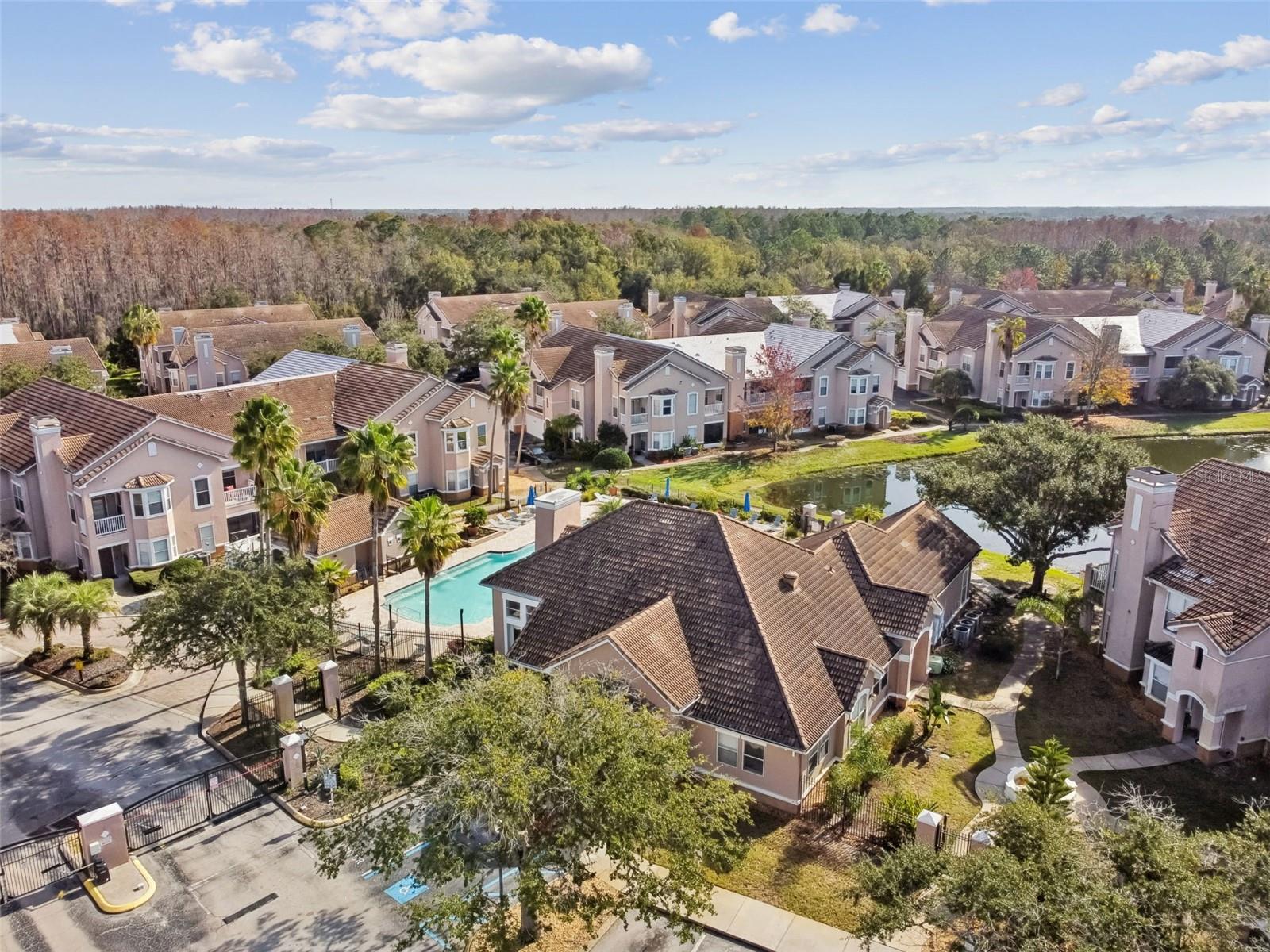 THE VILLAS CONDOS - Residential