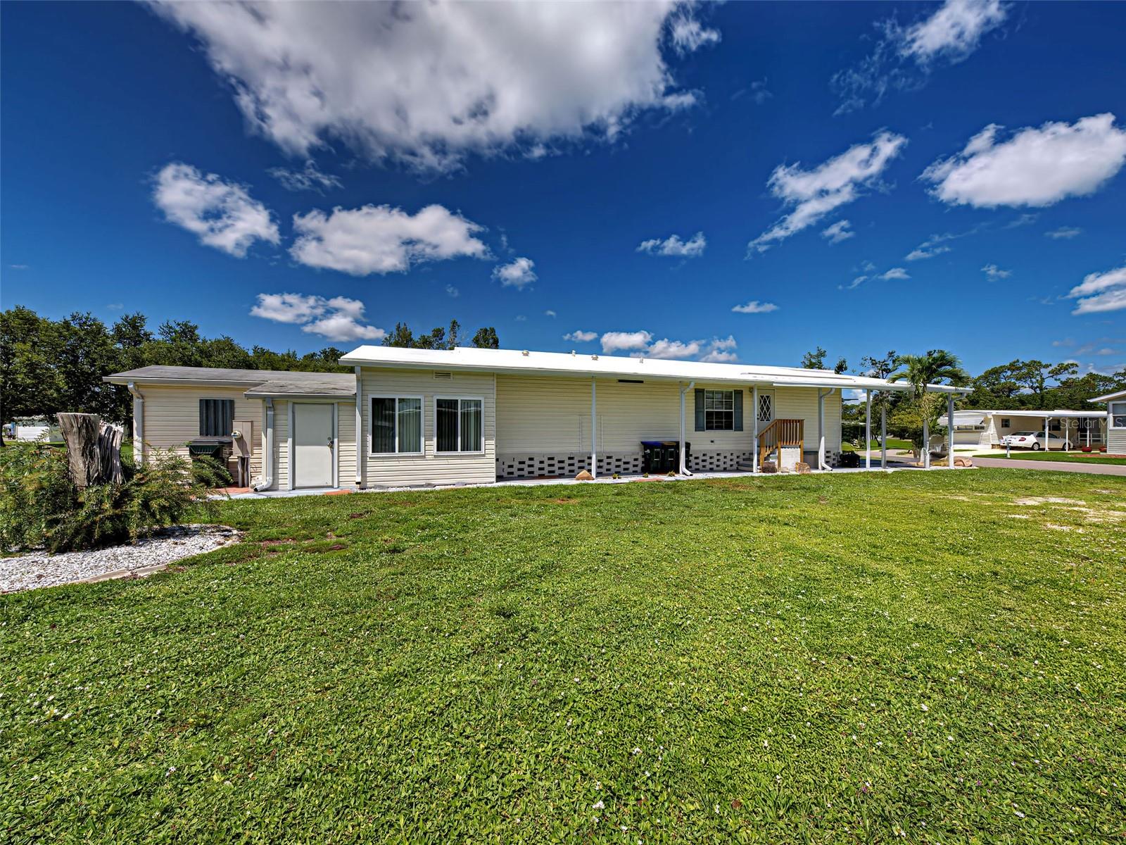 HOLIDAY PARK - Residential