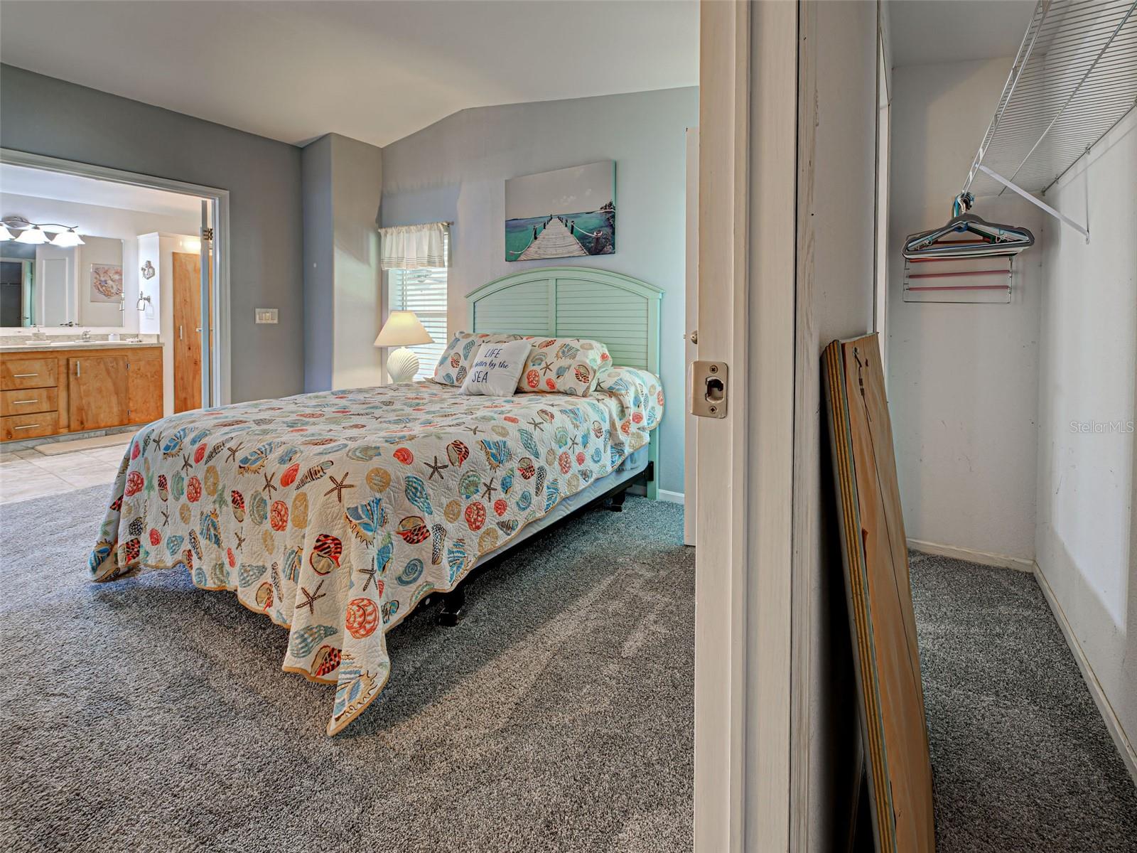 HOLIDAY PARK - Residential