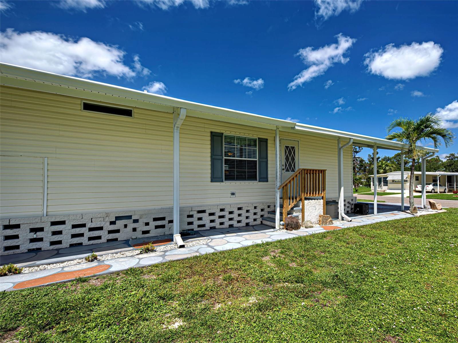HOLIDAY PARK - Residential