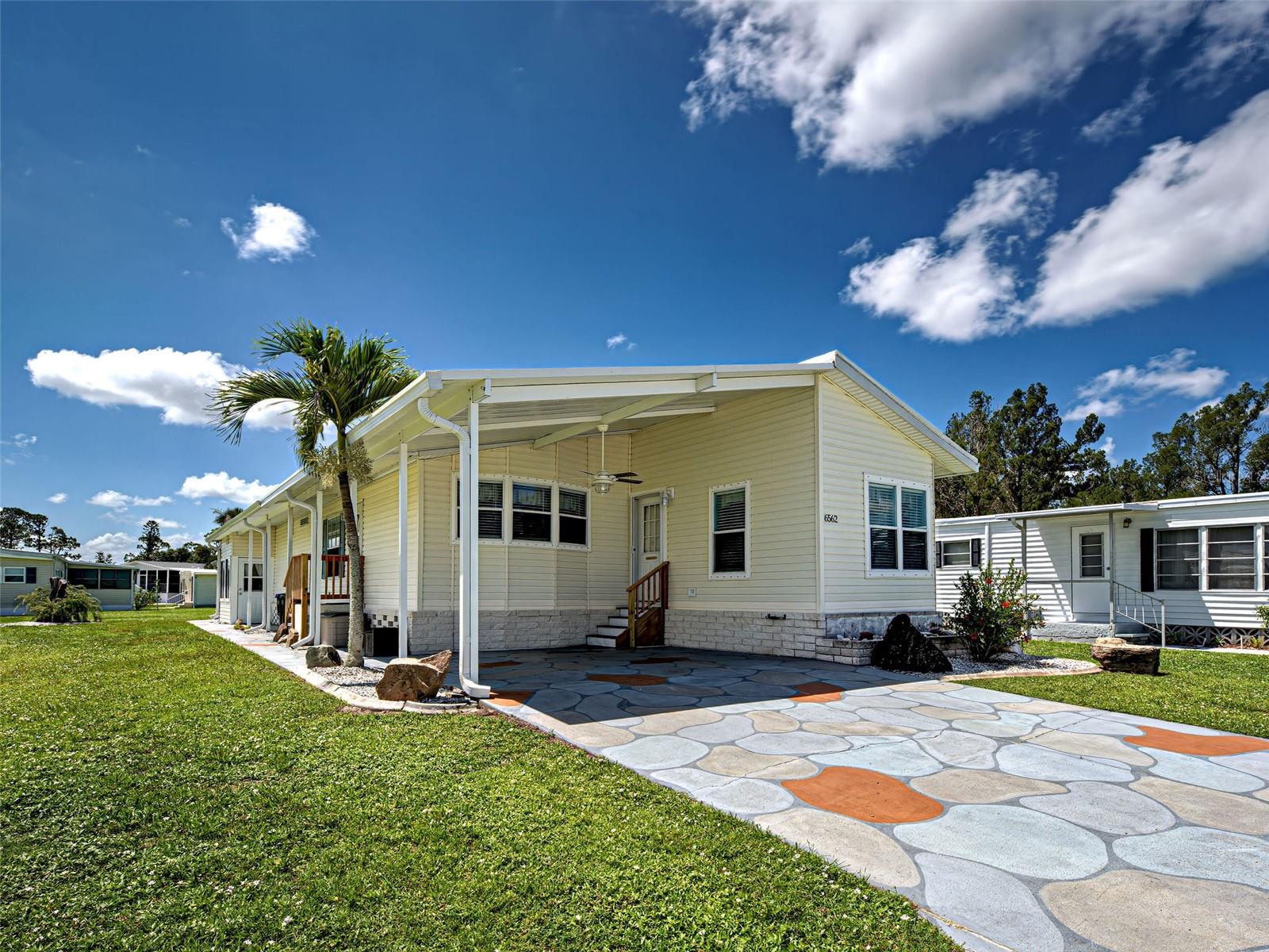 HOLIDAY PARK - Residential